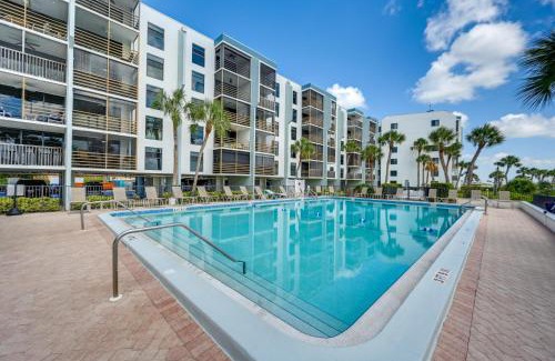 Marco Island Apartment | Coastal Marco Island Condo with Club Amenities!