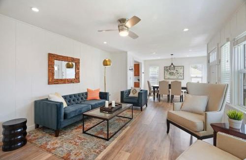 Carlsbad Village House | Coastal Palm Haven - With Hot Tub