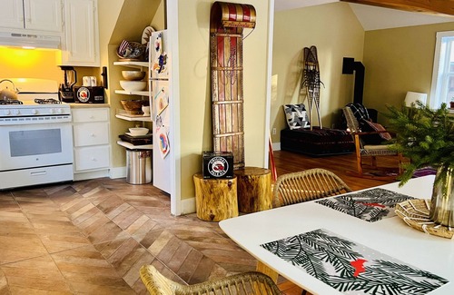 Spruce Head House | Coastal Spruce Head Retreat dog friendly & near restaurants, stores, activities.