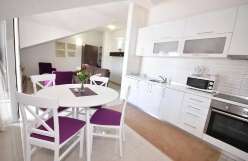 Igalo Apartment | Coastline Apartment with the own Beach
