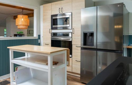 Tay Valley House | Cobblestone 2-Bedroom Cottage #5 Loft