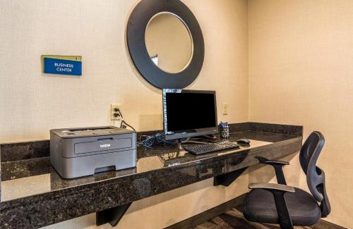 Erie Hotel | Cobblestone Hotel & Suites - Erie