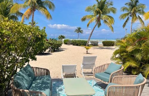 Nettle Bay Apartment | Coco Beach 2 bedrooms beachfront