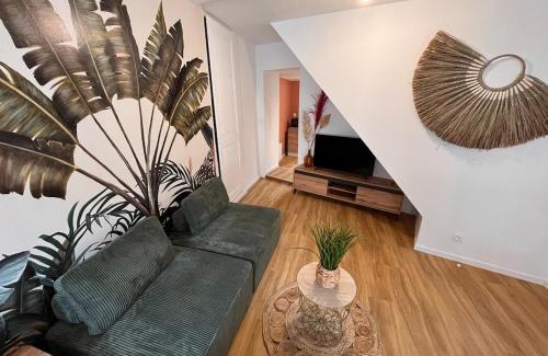 La Cote-Saint-Andre Apartment | Cocon Jungle Hyper Centre