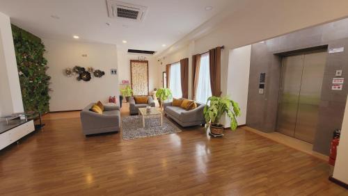 Bandar Seri Begawan House | Coconut Bay Lodge - Beribi