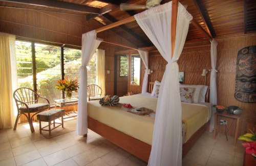 Taveuni Island East Resort | Coconut Grove Beachfront Resort