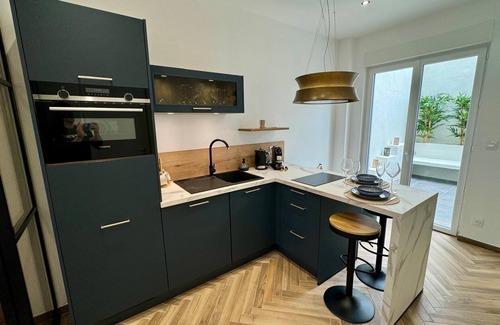Henriville Apartment | Cocoon 5 minutes from town center and station