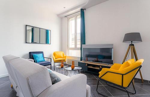 Cholet Apartment | Coeur de ville #B1 - Chambre privée dans logement partagée - Proche commerces et transports