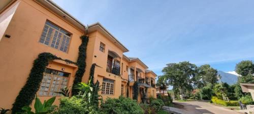 Kisoro Hotel | Coffee Pot Hotel