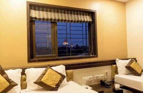 Wellington Pier Hotel | Colaba Suites - Near Taj Hotel