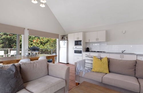 Marengo House | Coleridge - At Marengo, Apollo Bay