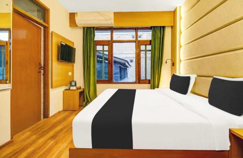 Rajbagh Hotel | Collection O Rajbagh