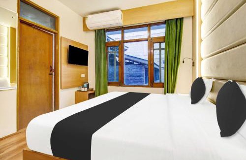 Rajbagh Hotel | Collection O Rajbagh