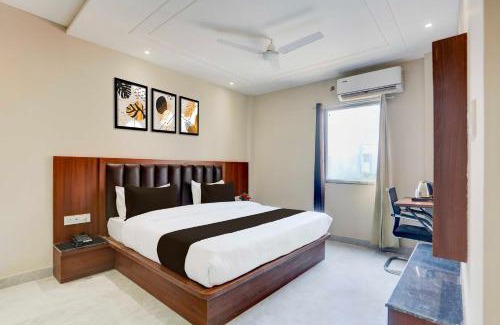Sikandra Hotel | Collection O Taj Nagri Phase 2