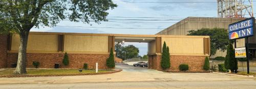 Spartanburg Hotel | College Inn Spartanburg