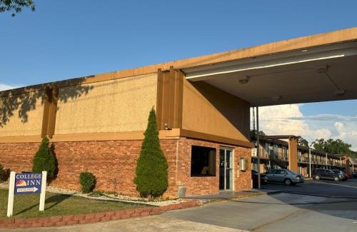 Spartanburg Hotel | College Inn Spartanburg