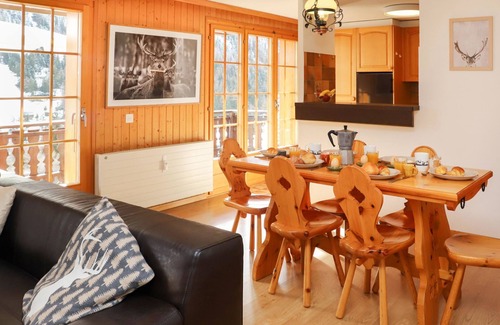 Champex-Lac Apartment | Colline 8 by Interhome