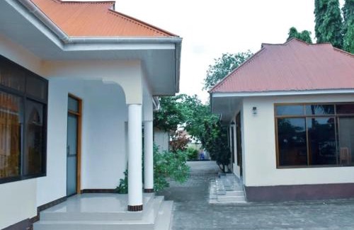 Bagamoyo Hotel | Colobus View Lodge