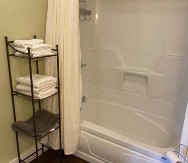Charlottetown Bed & Breakfast | Colonial Charm Inn Bed & Breakfast