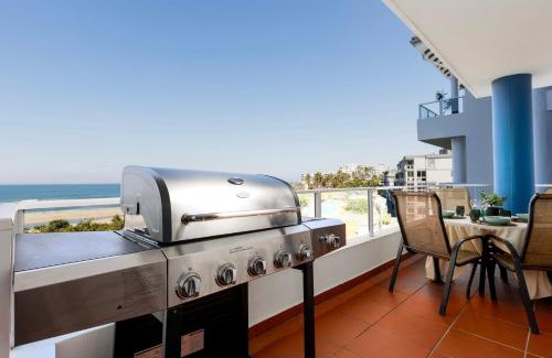 Margate Beach Apartment | Colonial Sands 305