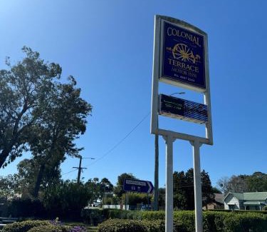 Raymond Terrace Hotel | Colonial Terrace Motor Inn