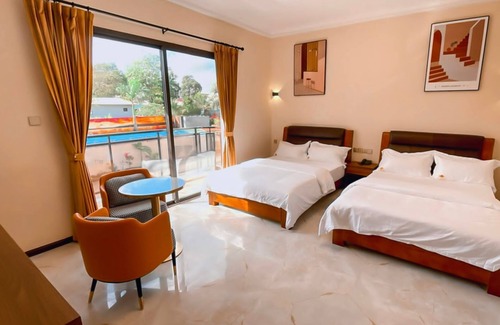 Monrovia Hotel | Colony Club Resort & Casino (The old Palm Spring Resort)