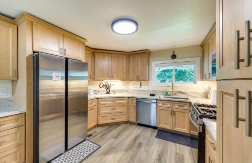 Holiday Shores House | Colorado River Retreat Bullhead City Home with Deck
