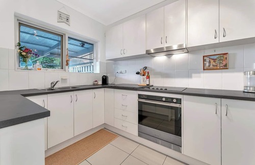 Payneham House | Colour Pop Cottage A Vibrant Courtyard Retreat