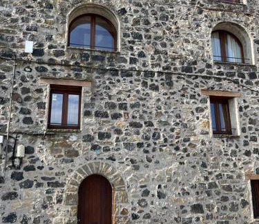 Castellfollit de la Roca Apartment | COMANEGRA