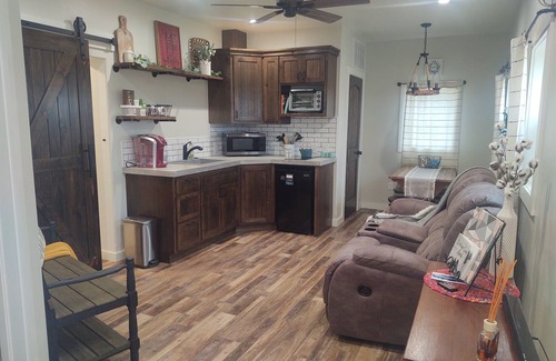 Chickasha Cottage | Come and relax in the country