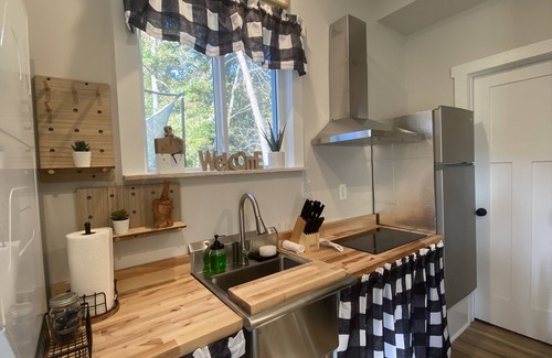 Cumming Cottage | Come, Get Relax & Cozy @ La Casita by the Pit