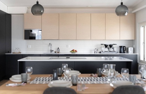 Tampere Apartment | Come in! "Penthouse" Centrum 3bd with own yacuzzi!