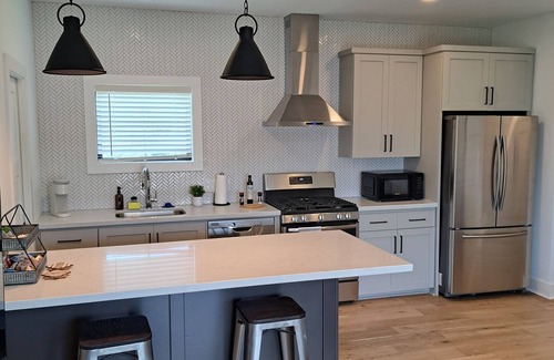 Southeast College Park Apartment | Come stay at a Luxurious Apartment less than a mile from Kyle