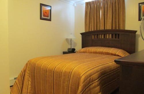 Holyrood Apartment | Comerford's Ocean View Suites