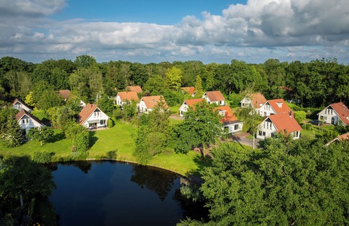 Enter House | Comfort 6-person bungalow in the holiday park Landal Landgoed De Elsgraven
