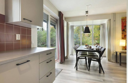 't Loo House | Comfort 8-person bungalow in the holiday park Landal Landgoed 't Loo