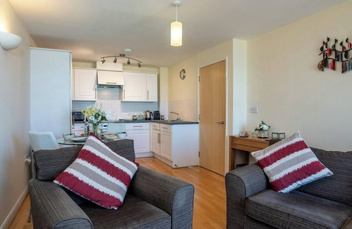 Paignton Apartment | Comfort and luxury in a sea front location with panoramic sea views.