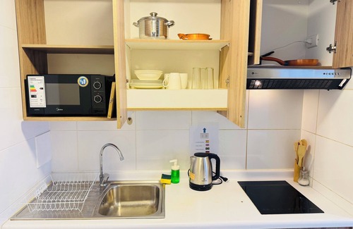 Las Rejas Apartment | Comfort & Convenience