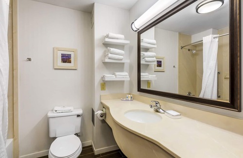 Richfield Hotel | Comfort Inn, Cleveland South - Richfield