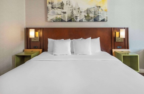 Sudbury Hotel | Comfort Inn East