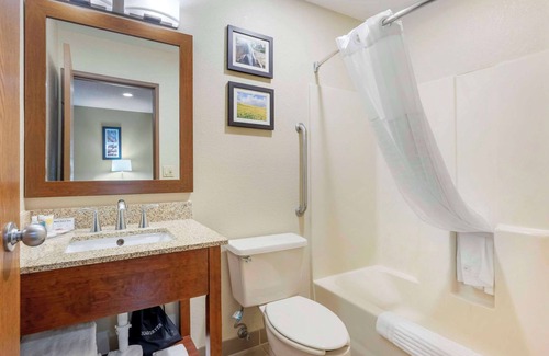 Lexington Hotel | Comfort Inn Lexington