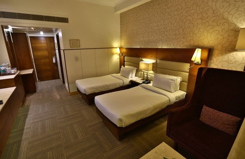 Hazratganj Hotel | Comfort Inn Lucknow