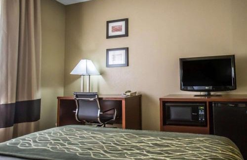 Morris Hotel | Comfort Inn Morris I-80