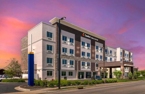 Jeffersonville - Clarksville Hotel | Comfort Inn & Suites Clarksville - Louisville North