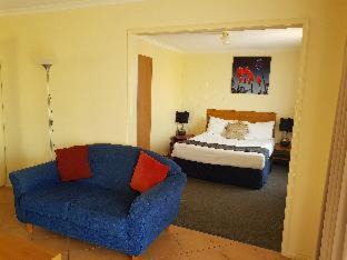 Sale Hotel | Comfort Inn & Suites King Avenue