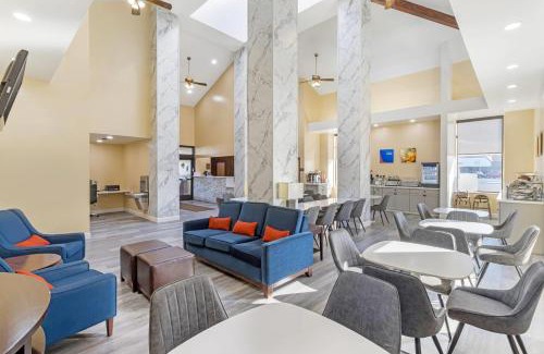 Fallon Hotel | Comfort Inn & Suites Near Fallon Naval Air Station