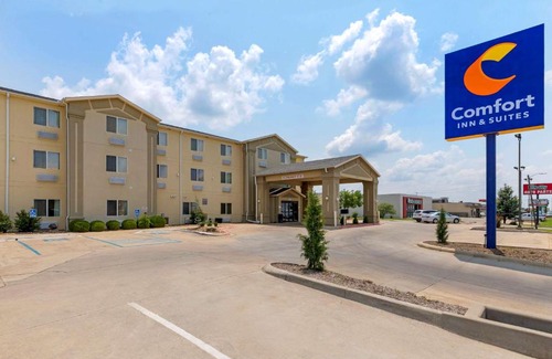 Ponca City Hotel | Comfort Inn & Suites Ponca City near Marland Mansion