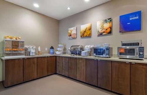 Sidney Hotel | Comfort Inn & Suites Sidney I-80