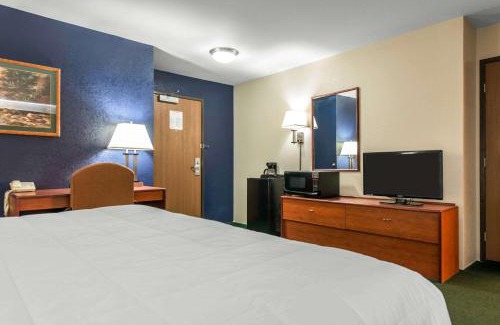 Sterling Hotel | Comfort Inn & Suites Sterling