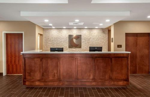 Ridgeway Hotel | Comfort Inn & Suites Winchester